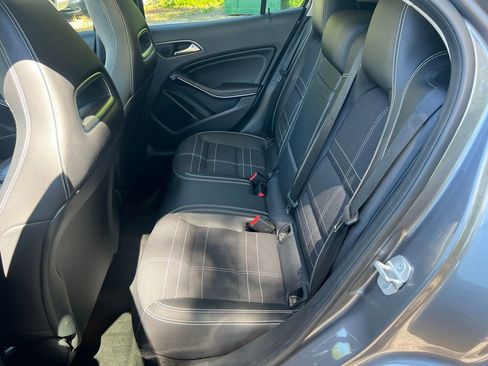 Used 2017 Mercedes-Benz GLA 250 image 11
