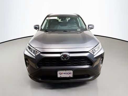 Used 2021 Toyota RAV4 XLE w/ XLE Grade Weather Package FWD image 2