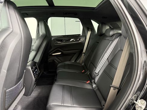 New 2025 Porsche Cayenne Turbo image 16