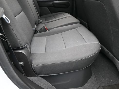 Used 2025 Chevrolet Colorado Trail Boss AWD/4WD image 35