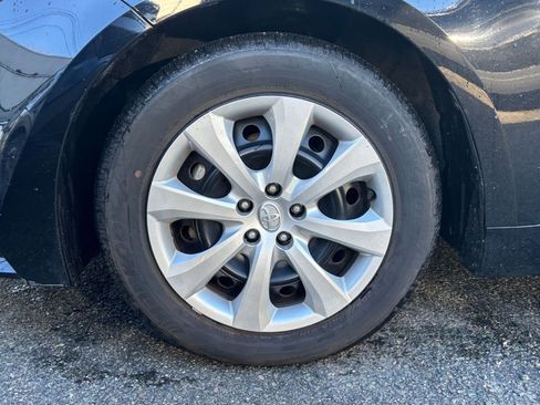 Used 2025 Toyota Corolla LE image 25