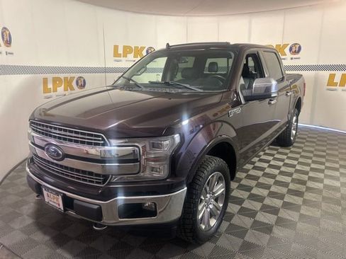 Used 2018 Ford F150 Lariat w/ Equipment Group 502A Luxury AWD/4WD image 9