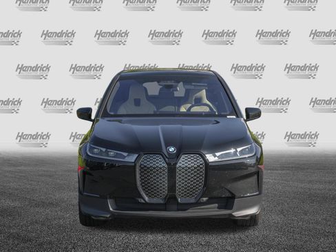 Used 2024 BMW iX xDrive50 AWD/4WD image 3