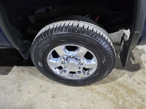 Used 2017 GMC Sierra 3500 SLE w/ SLE Fleet Preferred Package image 24