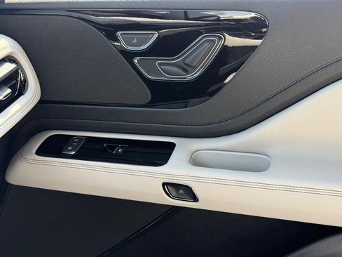 New 2026 Lincoln Aviator AWD image 18