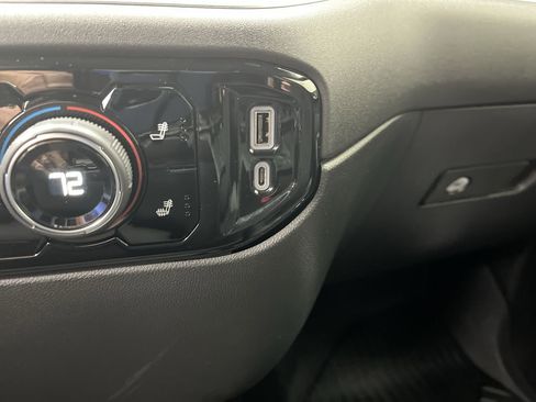 Certified 2023 Chevrolet Silverado 1500 LT image 25