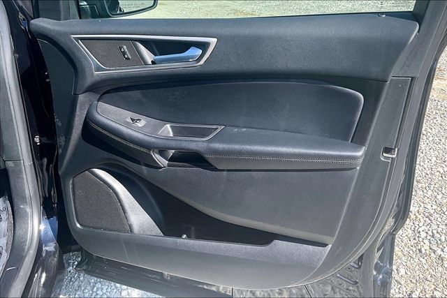Used 2023 Ford Edge SEL w/ Convenience Package AWD/4WD image 22