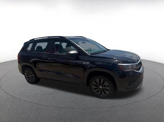 Used 2024 Volkswagen Taos S FWD video 2