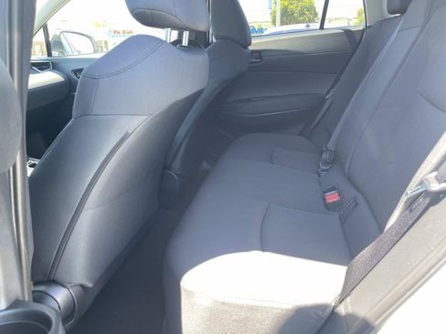 Used 2022 Toyota Corolla Cross LE w/ Moonroof Package AWD/4WD image 15