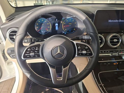 Certified 2022 Mercedes-Benz GLC 300 image 21