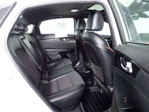 Used 2021 Kia Forte GT image 32