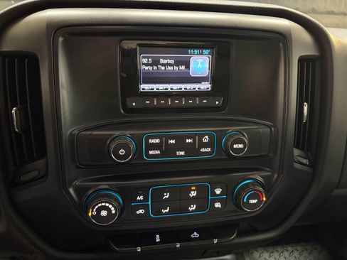 Used 2015 Chevrolet Silverado 3500 W/T w/ WT Convenience Package AWD/4WD image 13