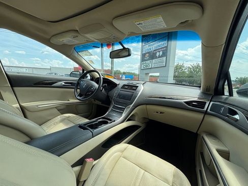 Used 2013 Lincoln MKZ FWD image 16