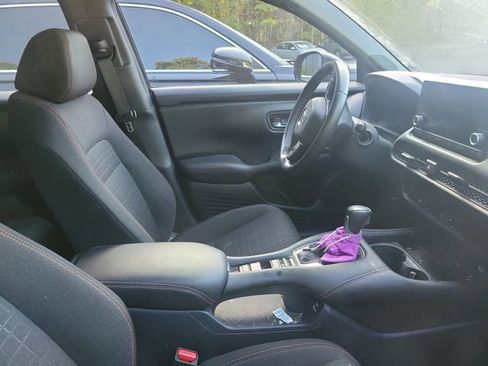 Used 2023 Honda HR-V Sport image 10