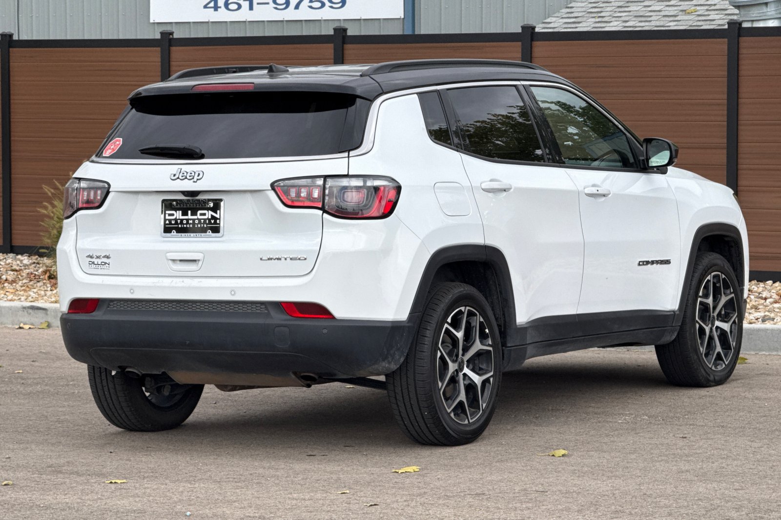 Used 2025 Jeep Compass Limited AWD/4WD image 6