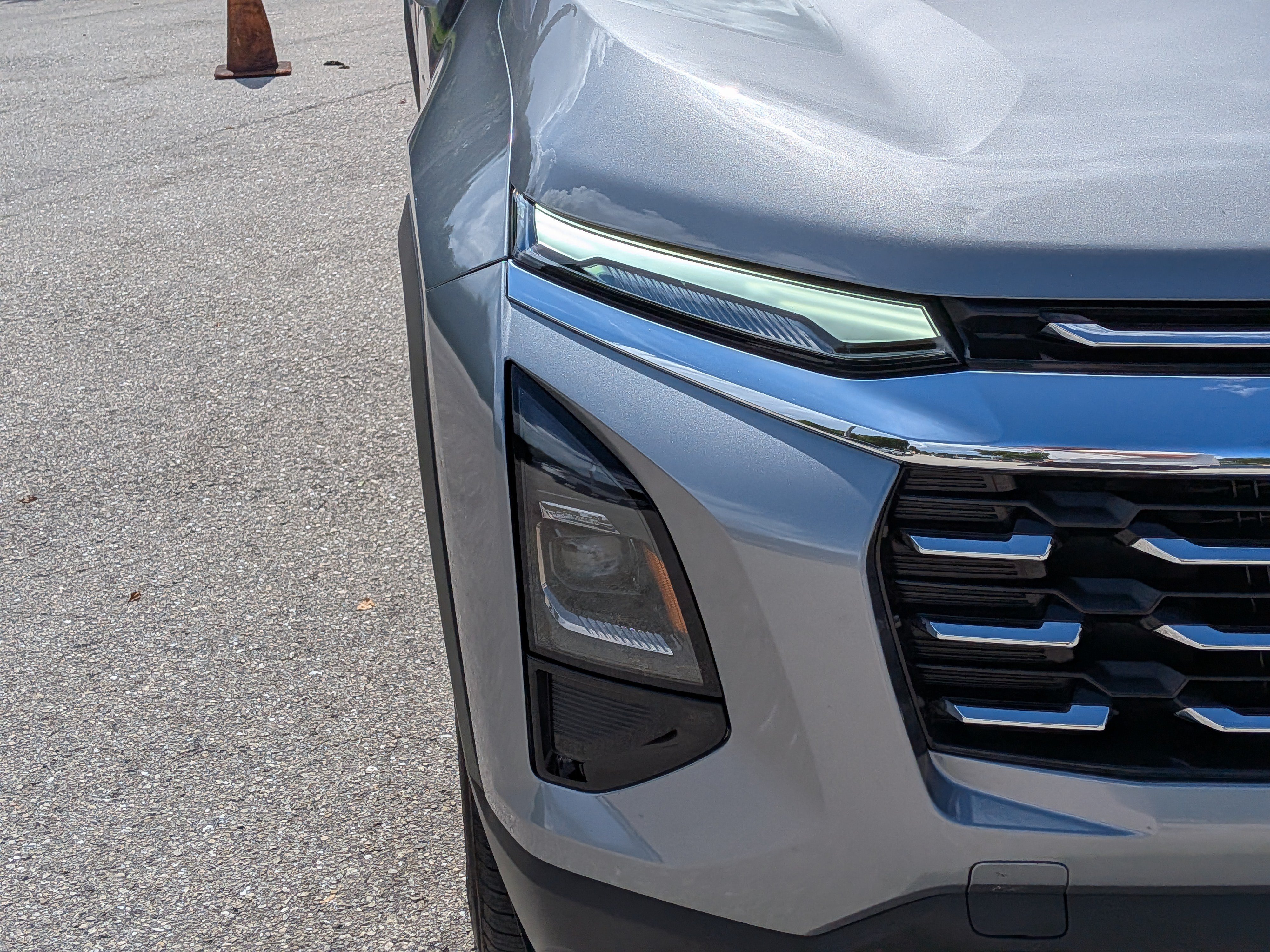 Used 2025 Chevrolet Equinox LT FWD image 10