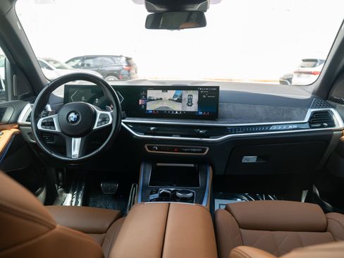 Used 2024 BMW X5 sDrive40i w/ M Sport Package RWD image 29
