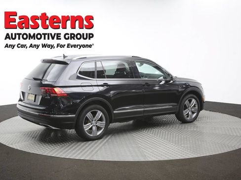 Used 2019 Volkswagen Tiguan SEL Premium AWD/4WD image 44