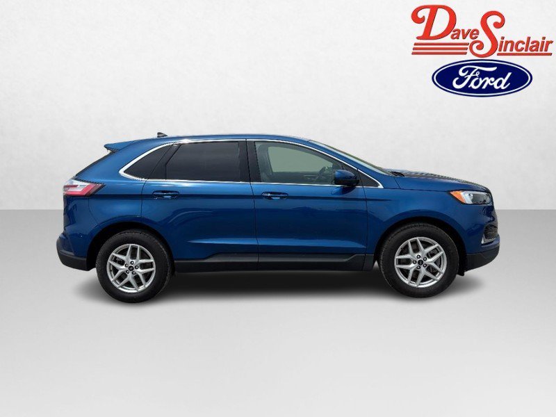 Used 2024 Ford Edge SEL w/ Convenience Package AWD/4WD image 5