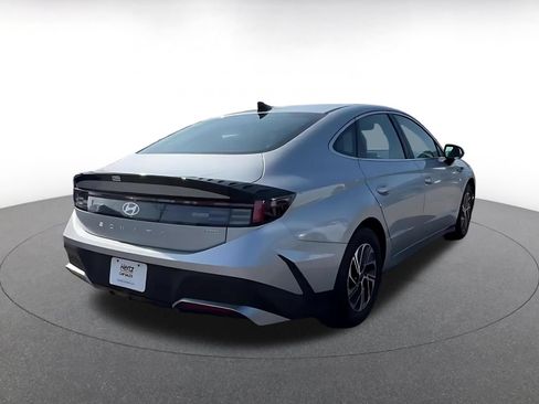 Used 2026 Hyundai Sonata Blue FWD image 15