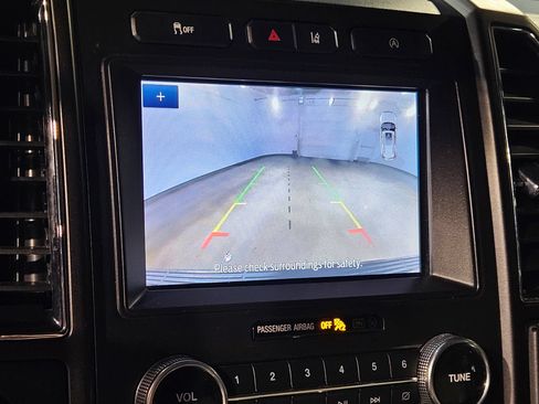 Used 2021 Ford Expedition Limited RWD image 30