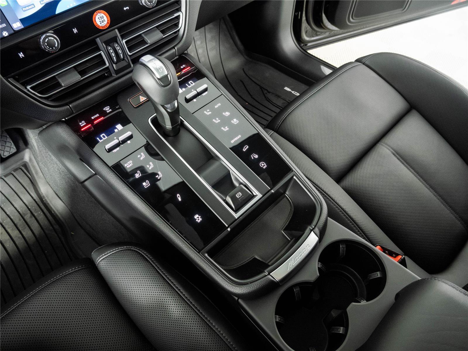 New 2026 Porsche Macan S AWD/4WD image 18