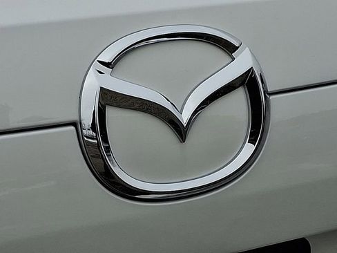 New 2025 MAZDA CX-5 Carbon Edition image 25