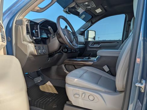 Used 2026 Chevrolet Silverado 2500 LT w/ Safety Package AWD/4WD image 11