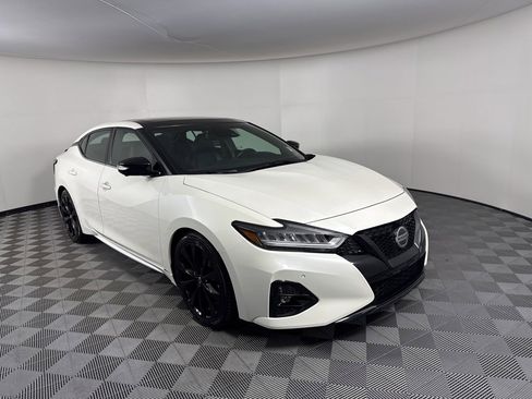 Used 2021 Nissan Maxima SR image 7
