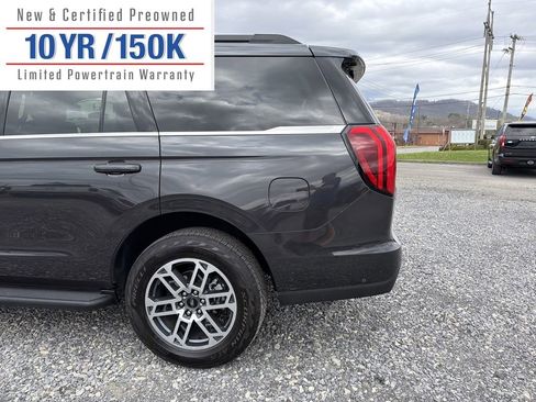 Used 2025 Ford Expedition Active image 9