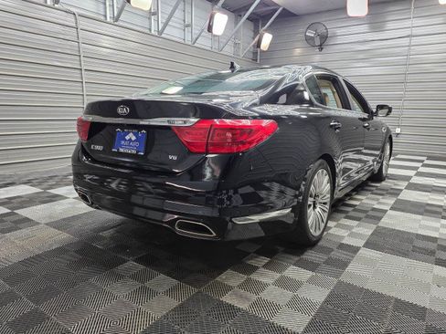 Used 2015 Kia K900 Premium w/ Interior Highline Package RWD image 5