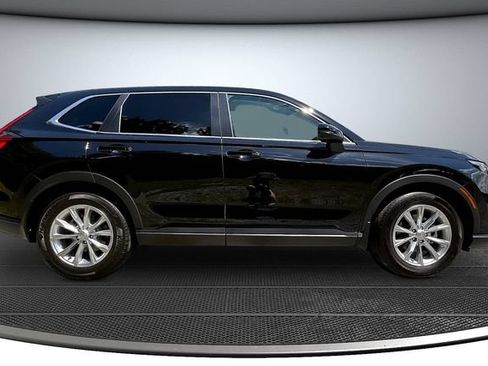 Used 2025 Honda CR-V EX image 4