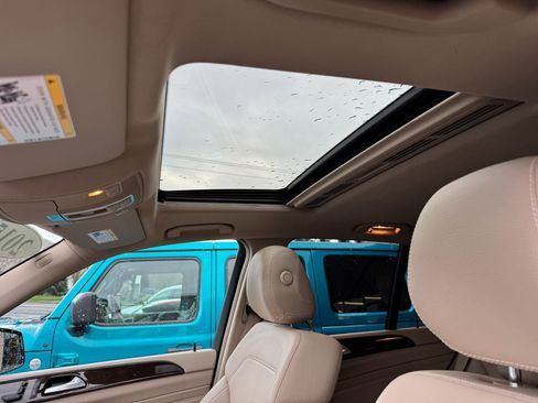 Used 2015 Mercedes-Benz ML 350 4MATIC image 12