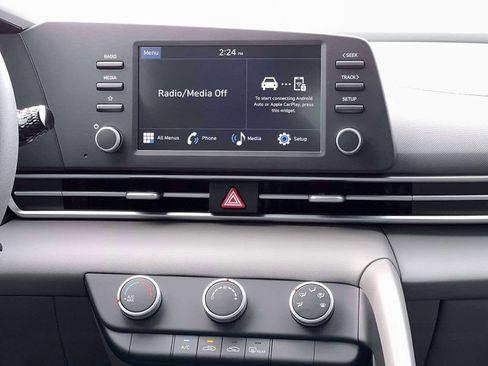 New 2026 Hyundai Elantra SE image 18