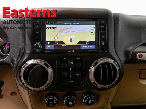 Used 2017 Jeep Wrangler Unlimited Sahara w/ Max Tow Package AWD/4WD image 12