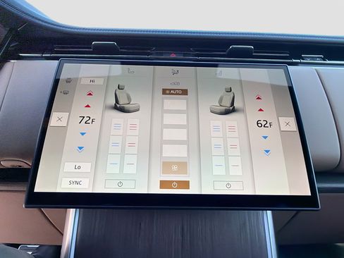 New 2026 Land Rover Range Rover SE image 35