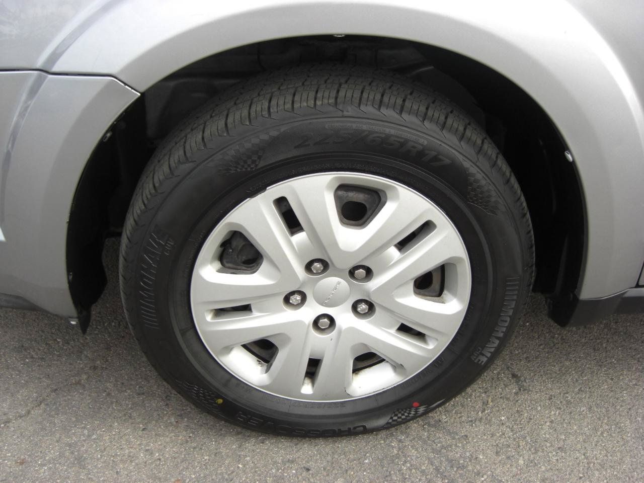 Used 2015 Dodge Journey American Value Package w/ Flexible Seating Group FWD image 3