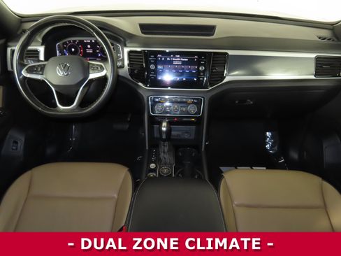 Used 2023 Volkswagen Atlas Cross Sport SE AWD/4WD image 10