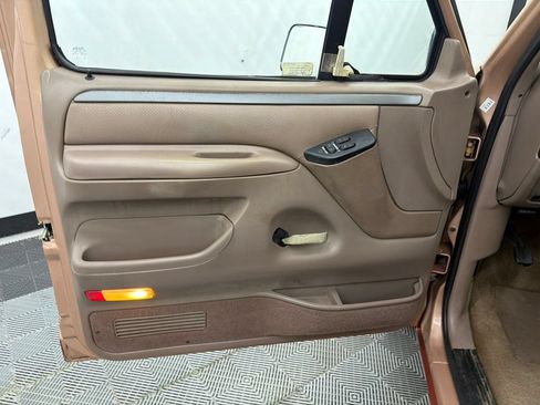 Used 1994 Ford F150 XL RWD image 11