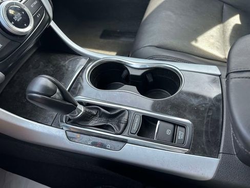 Certified 2020 Acura TLX w/ Technology Package FWD image 32