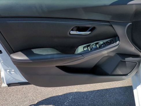 Certified 2023 Nissan Sentra SV image 10