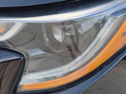 Used 2023 Toyota Corolla LE FWD image 10