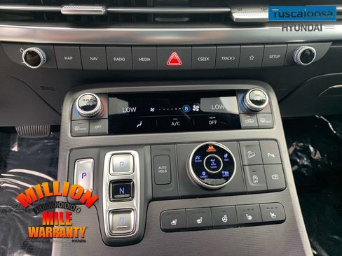 Used 2024 Hyundai Palisade Calligraphy AWD/4WD image 21