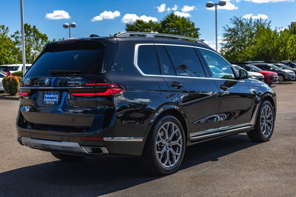 Used 2024 BMW X7 xDrive40i AWD/4WD image 8