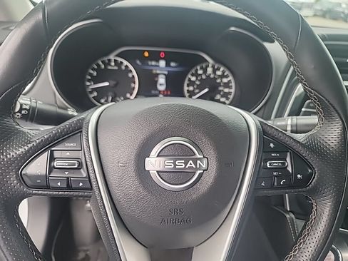 Used 2023 Nissan Maxima Platinum w/ Sport Mat Group FWD image 22