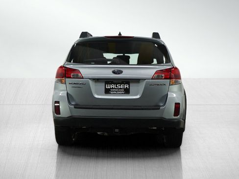 Used 2012 Subaru Outback 2.5i Limited w/ Moonroof Pkg image 4