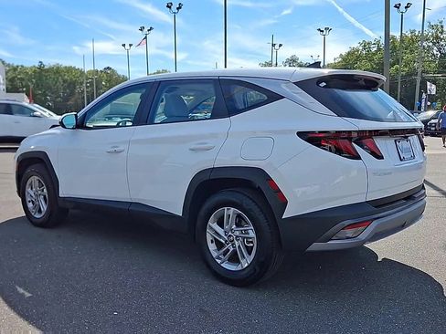 Used 2025 Hyundai Tucson SE image 6