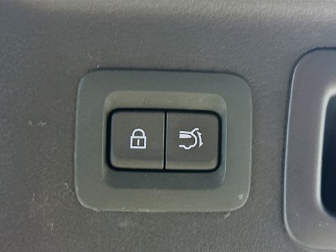 Used 2024 MAZDA CX-90 Plug-In Hybrid w/ Preferred image 32