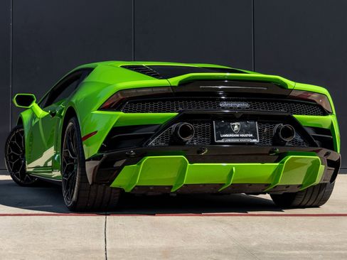 Used 2023 Lamborghini Huracan EVO image 6