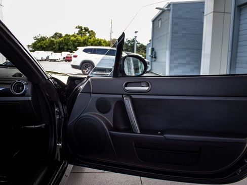 Used 2014 MAZDA MX-5 Miata Sport image 33